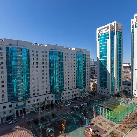 124 Центр,На 1-8 Человек,2 Спальни Гостиная Кухня 3 Кровати Раскладной Диван 2 Кондиционера Nur-Sultan  Exterior photo